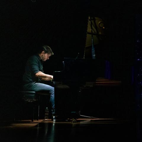 javi_santaolalla_tusa