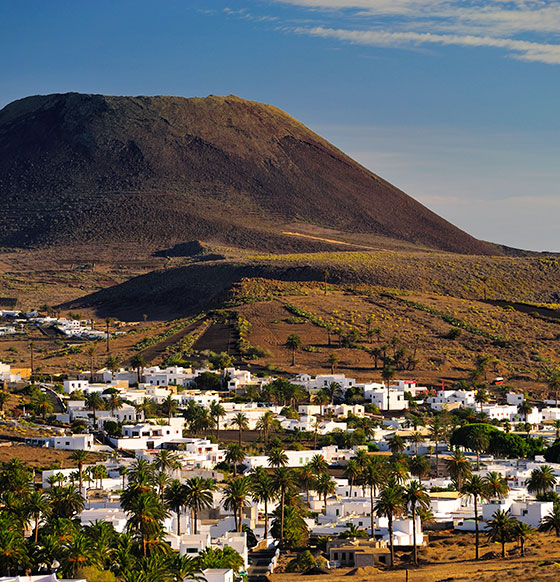 EspaciosNaturales.Haría.VolcanLaCorona.PH8246.jpg