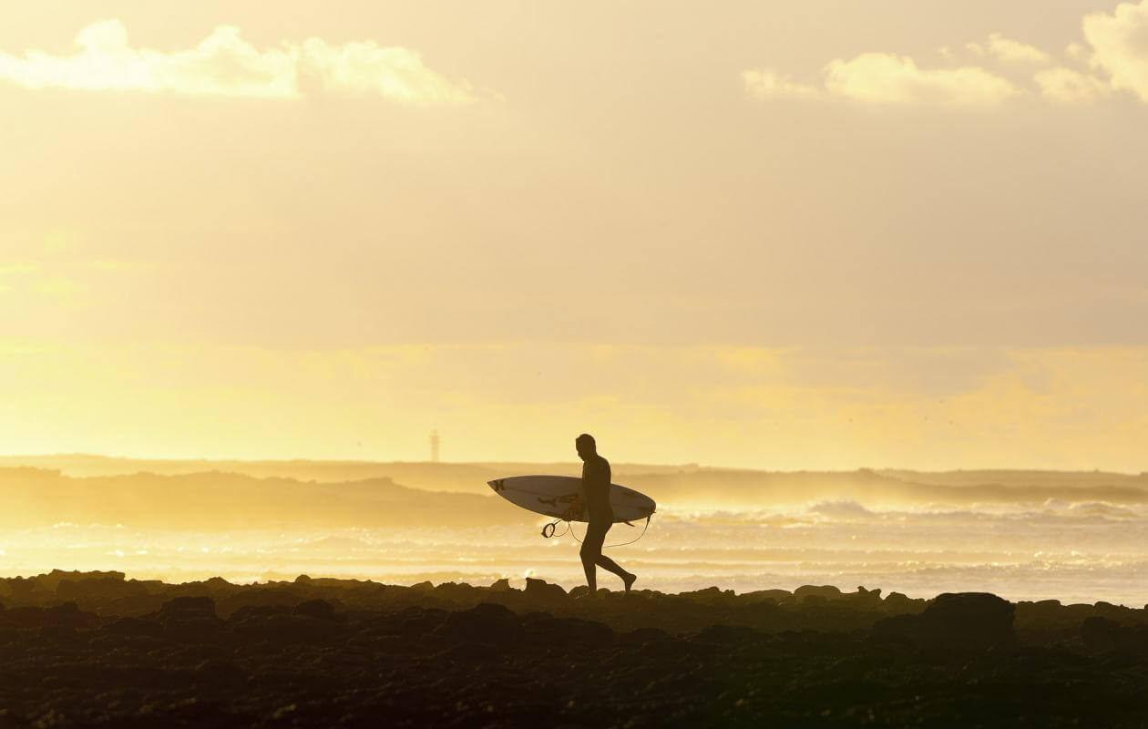 Surf en el spot de El Hierro Spots de surf en Fuerteventura