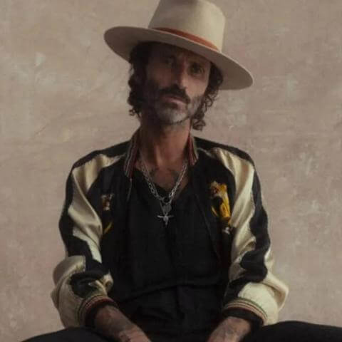 cantante-leiva_98