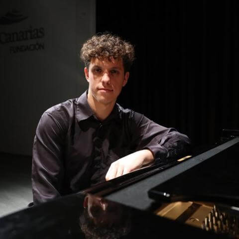 gabriel_kapp_2025_12