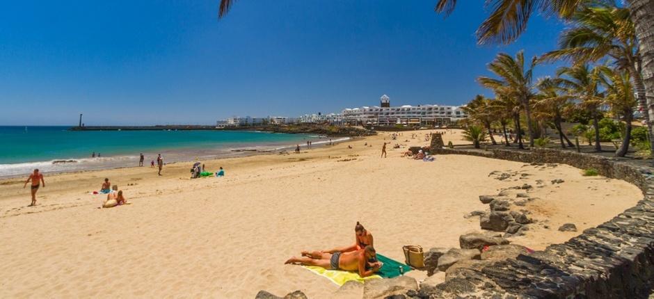 Playa de Las Cucharas Playas populares de Lanzarote
