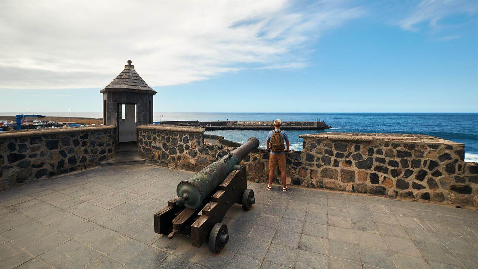 Muelle histórico del Puerto de la Cruz. Tenerife.